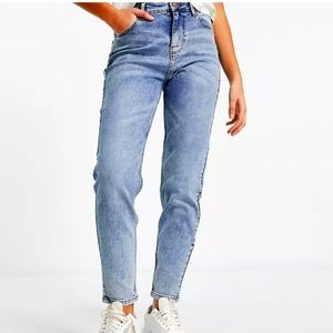 BDG mom slim fit Jeans
